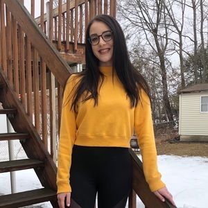 Meet your Posher, Gia